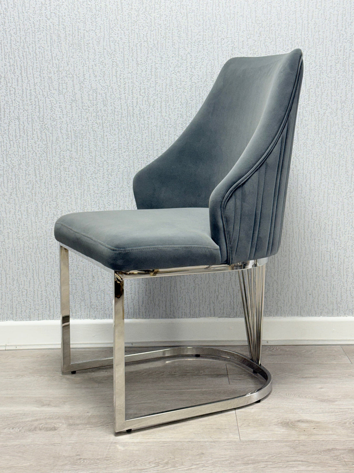 Elina 160cm Marble & Chrome Dining Table With Carlton Grey Velvet Chrome Chairs